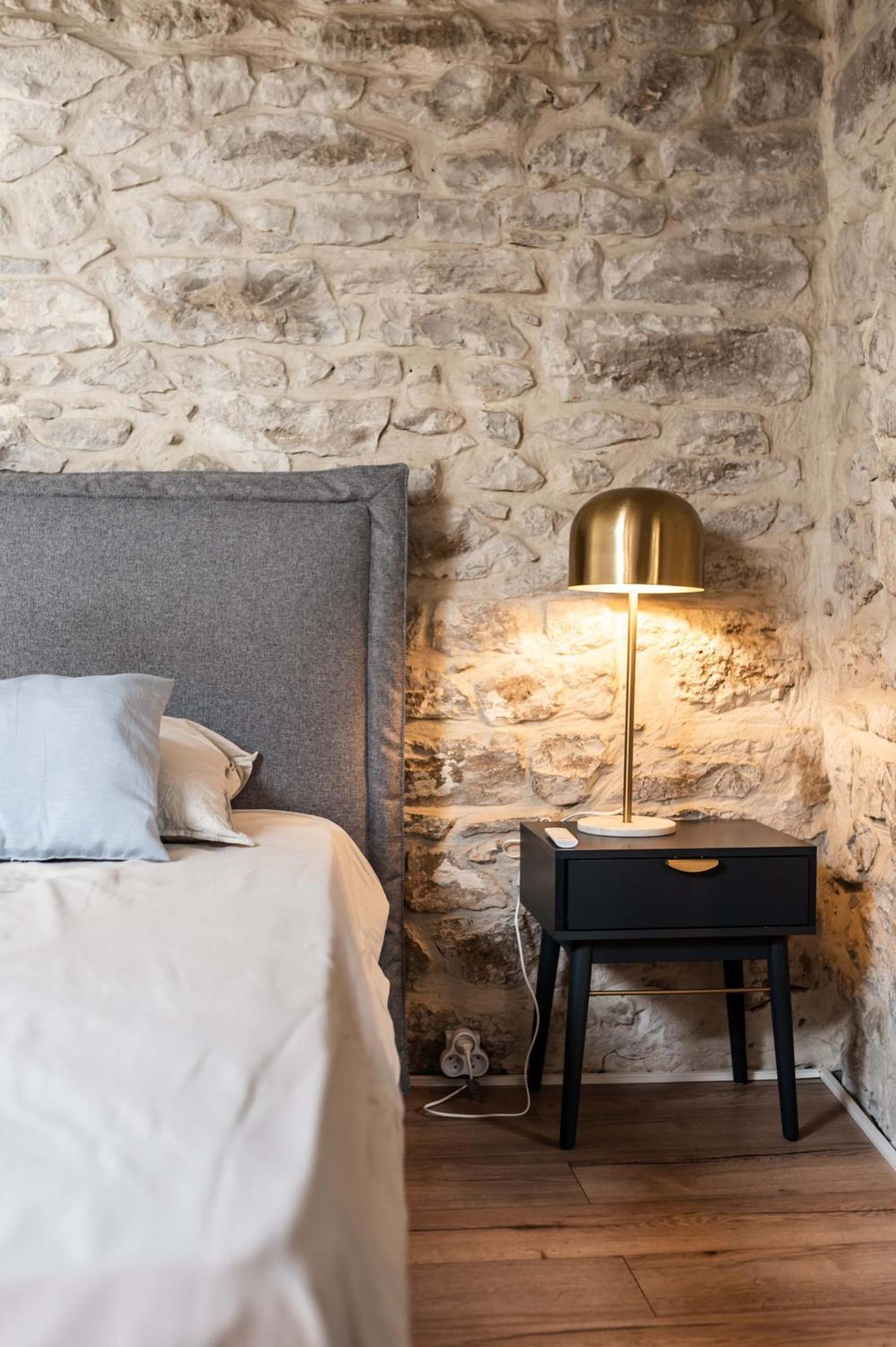L'Etoile - Duplex Cosy De 50M2 En Centre-Ville Nîmes Eksteriør billede