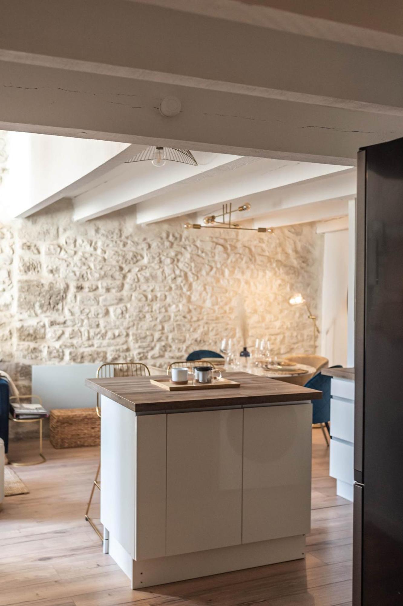 L'Etoile - Duplex Cosy De 50M2 En Centre-Ville Nîmes Eksteriør billede